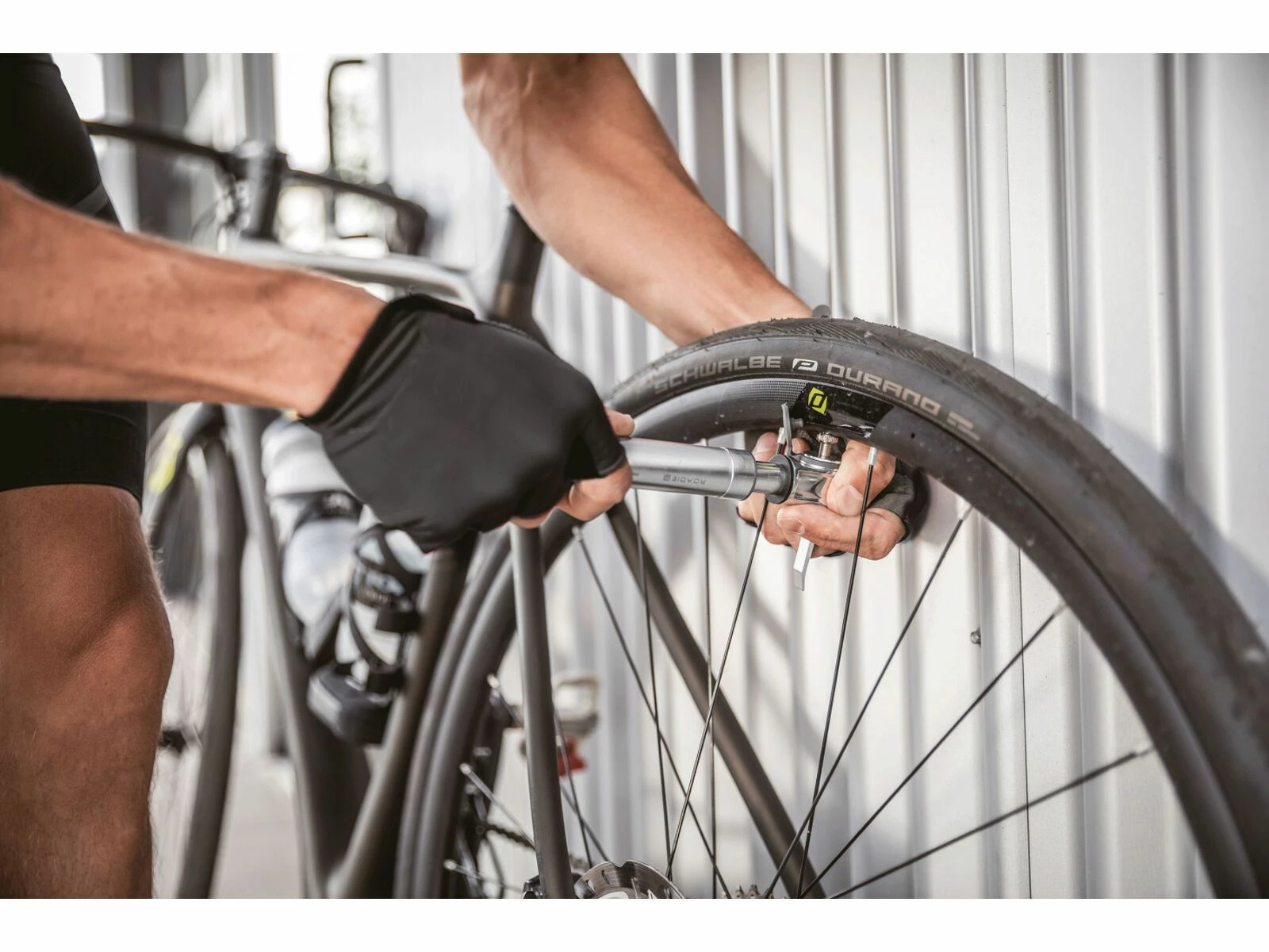 Topeak Roadie TT Mini Twin Turbo, Black 8 Topeak Roadie TT Mini Twin Turbo, Black – Bild 6